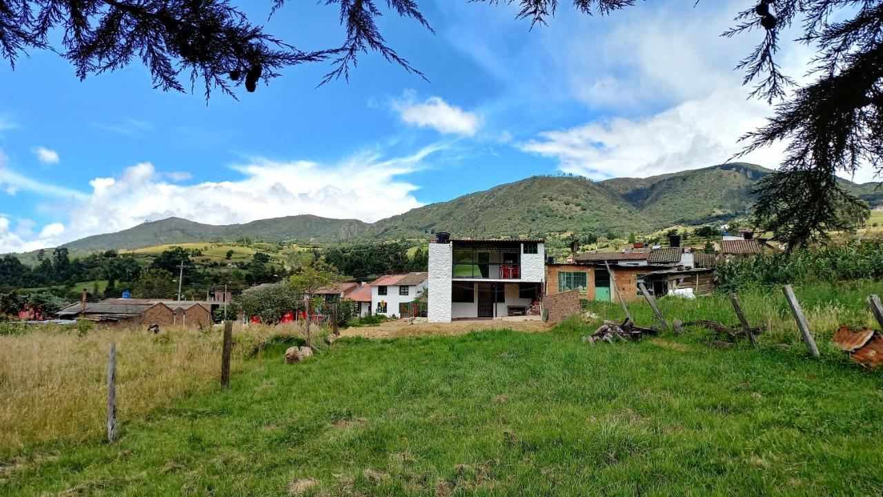 Hospedaje Y Camping Del Rio Monguí Exterior foto