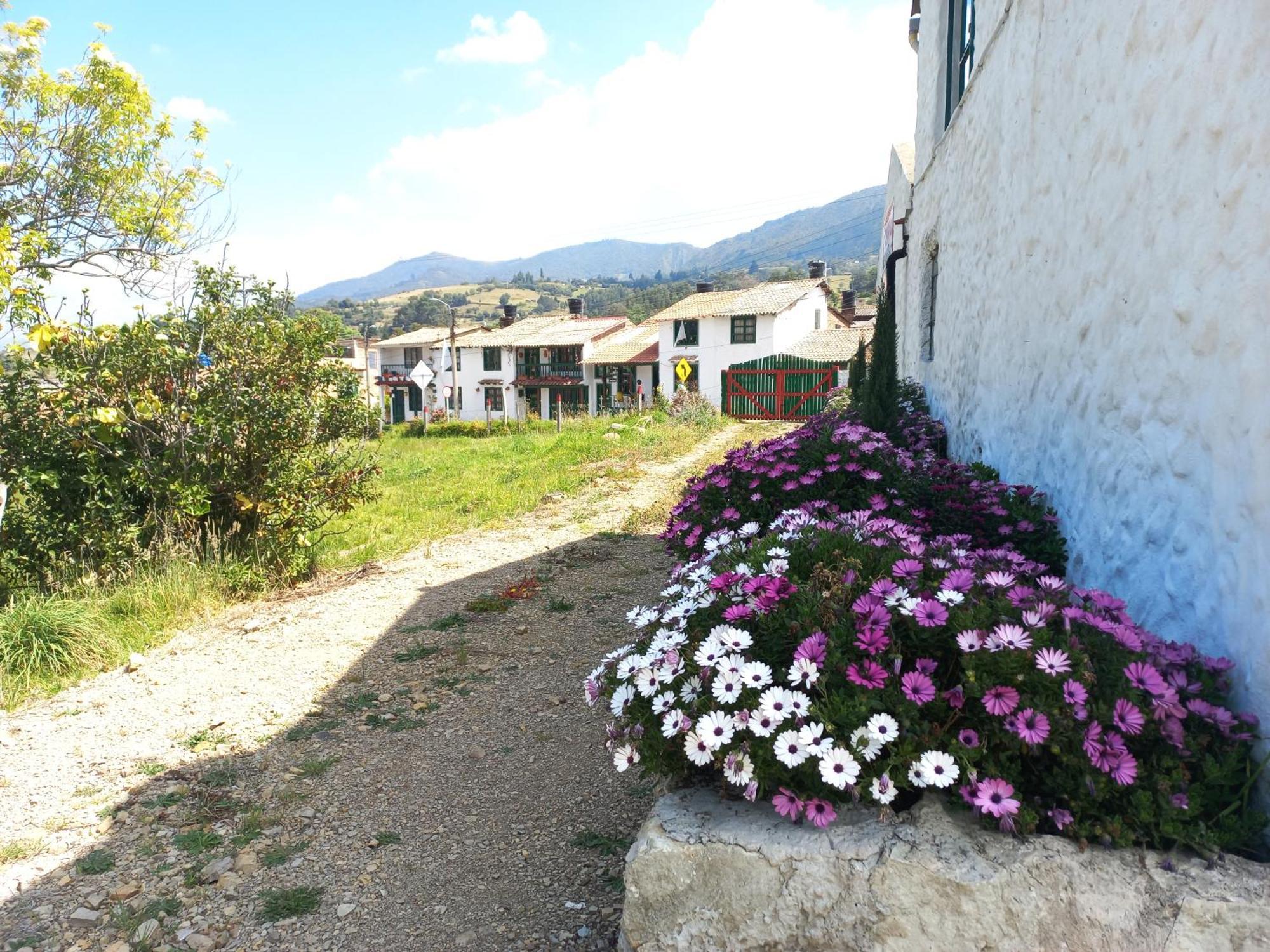 Hospedaje Y Camping Del Rio Monguí Exterior foto